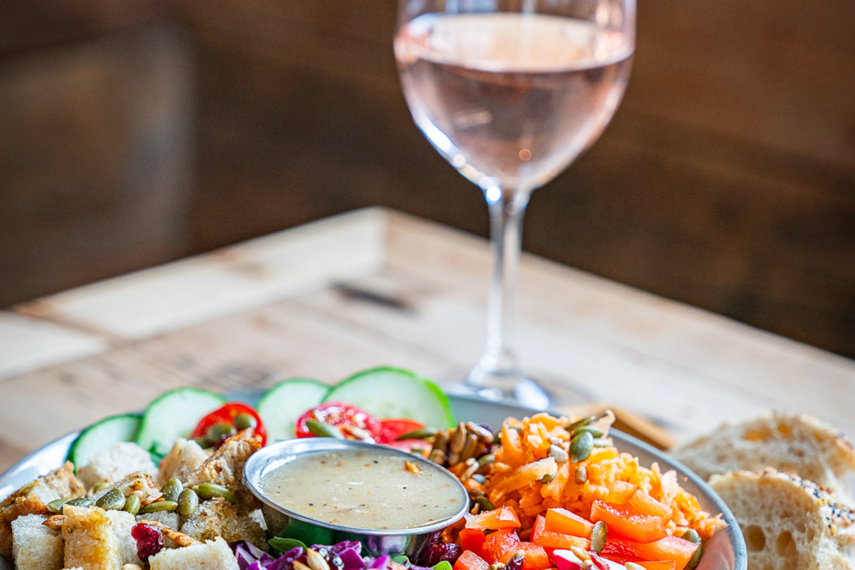A colourful café lunch