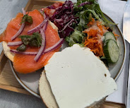 A plate of fresh café food