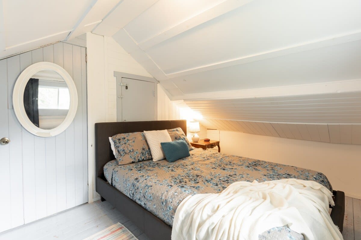 Chambre à l’étage, sous un autre angle